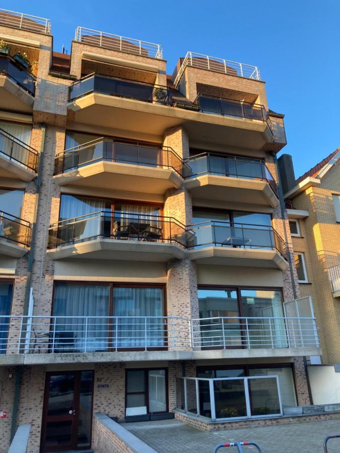 O Zee App,Garage 200M Van Strand En Centrum Koksijde Eksteriør bilde